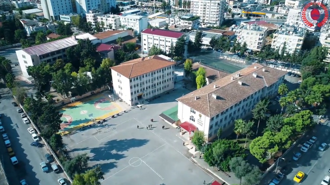 Zeytinlibahçe Dış Ticaret Mesleki ve Teknik Anadolu Lisesi Fotoğrafı